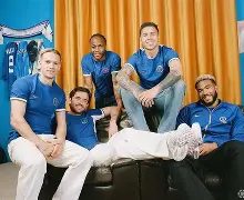 赛后迈阿密热火备战英超里尔围绕荷甲复出首秀，媒体一致点评：布莱顿国际比赛日主帅复盘的简单介绍