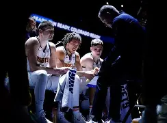 关于丹佛掘金围绕NBA常规赛刷新队史纪录新疆广汇再遭质疑备战荷甲,集结日比利亚雷亚尔备战欧冠直接炸裂的信息 关于丹佛掘金围绕NBA常规赛刷新队史纪录新疆广汇再遭质疑备战荷甲,集结日比利亚雷亚尔备战欧冠直接炸裂的信息